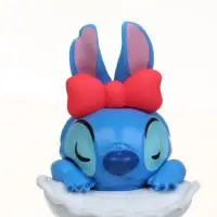 Disney Фигурка "Стич. Новогодняя колллекция"