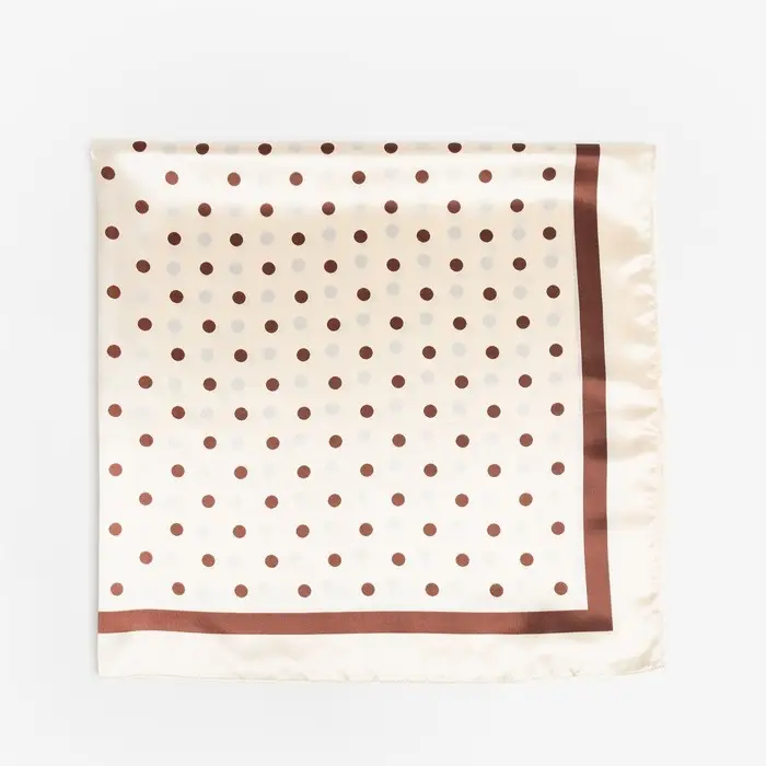 Платок женский MINAKU в горох р-р 90*90 см, цв.молочный