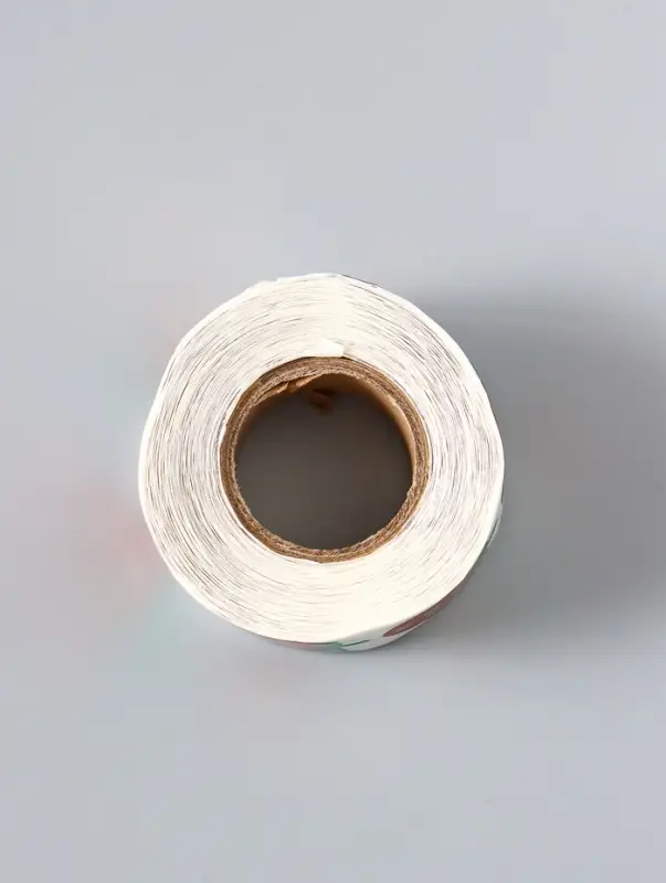 Наклейка бумага, ПВХ &laquo;Клубнички&raquo;, d=2.5 см, 500 шт. в рулоне, голография, 5&times;5&times;2.2 см