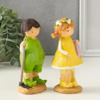 Сувенир полистоун "Малышка и мальчишка вафельные наряды" набор 2 шт 5,7х6,8х15 см