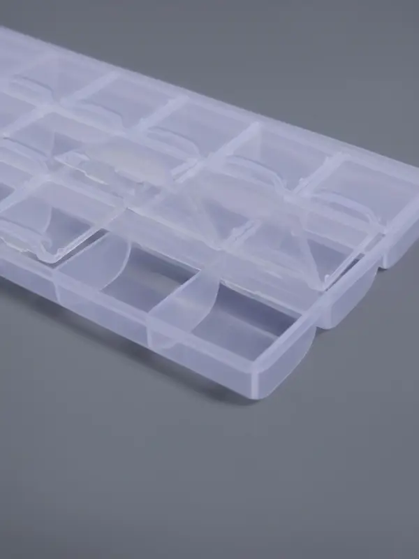 Органайзер для хранения мелочей, 21 отделение, 21.5&times;10.5&times;1.9 см, прозрачный