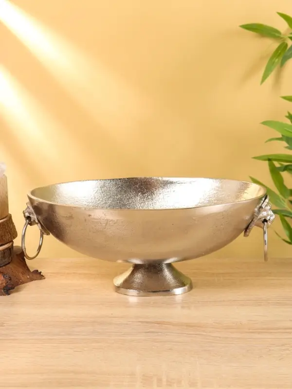 Салатник "Лев с кольцом" на ножке, алюминий (никелевое покрытие) 24х33х13,5 см