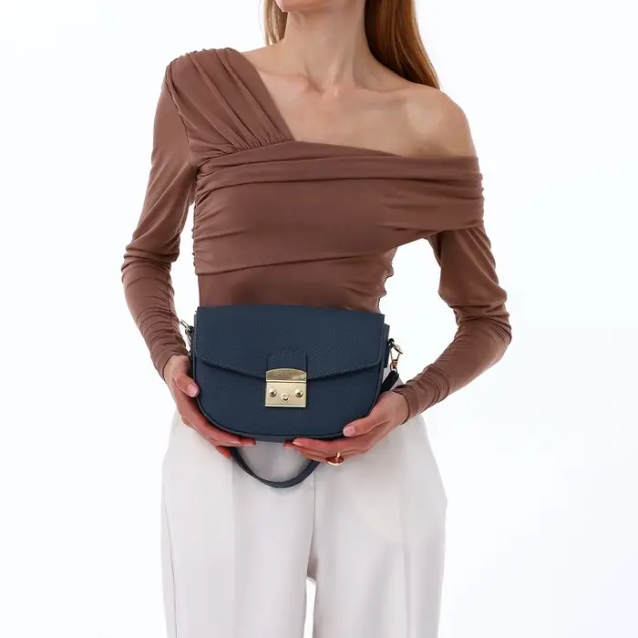 Сумка женская мессенджер TEXTURA на клапане, 23&times;6&times;15 см, синяя