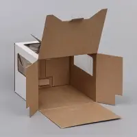 Коробка под торт 2 окна, с ручками, белая, 24&times;24&times;20 см