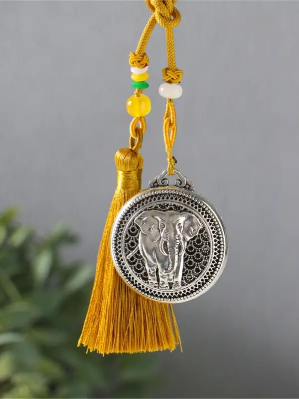 Подвеска металл, текстиль &laquo;Слон в круге, с кисточкой&raquo;, золотистый с серебром, 1.5&times;5.2&times;14 см