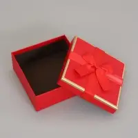 Набор подарочных коробок 3 в 1, 19&times;19&times;9.5 см, 17&times;17&times;8 см, 15&times;15&times;6.5 см