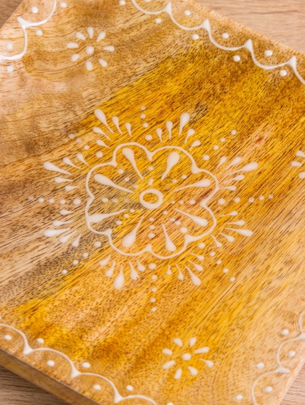 Блюдо "Звезда" дерево манго 15х15х3 см