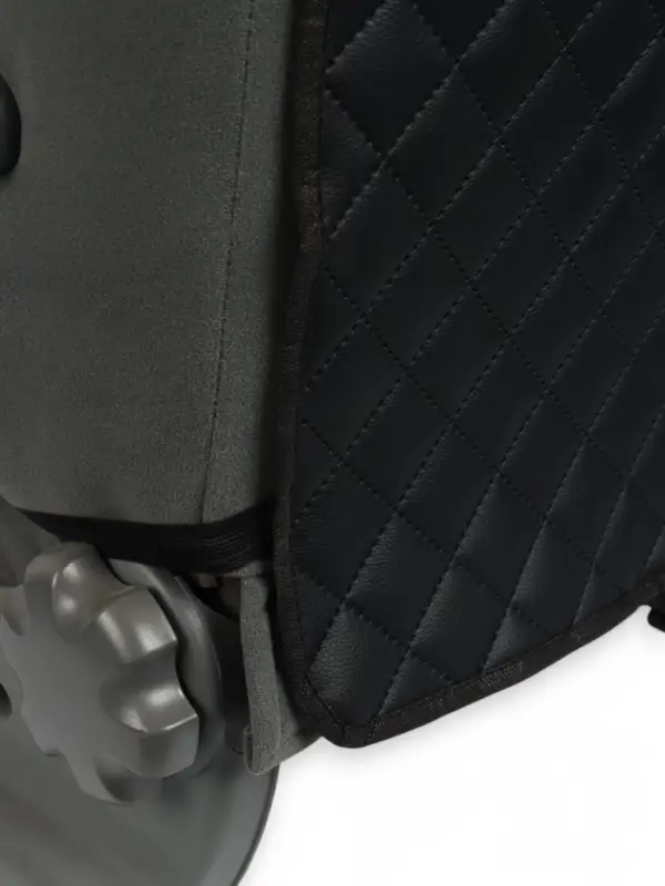 Накидка-незапинайка на спинку сиденья Cartage, экокожа, ромб, черный, 60&times;40 см, черный