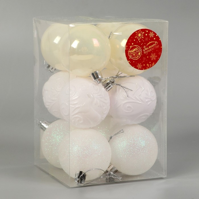 Набор шаров пластик d-6 см, 12 шт Набор шаров пластик d-6 см, 12 шт "Мелодия" узор блеск, белый