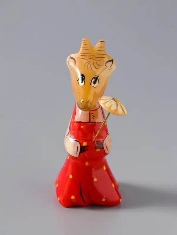 Фигурка &laquo;Коза с цветком&raquo;, 8.5&times;3.5 см, селенит, МИКС