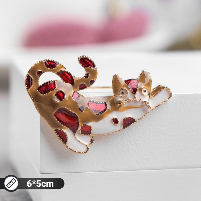 Брошь «Кошка» ленивица, цветная в золоте Брошь «Кошка» ленивица, цветная в золоте