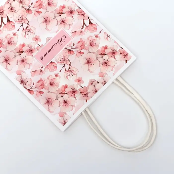 Пакет подарочный крафтовый «Прекрасной» 15×12×6 см, 120 г/м² Пакет подарочный крафтовый «Прекрасной» 15×12×6 см, 120 г/м²