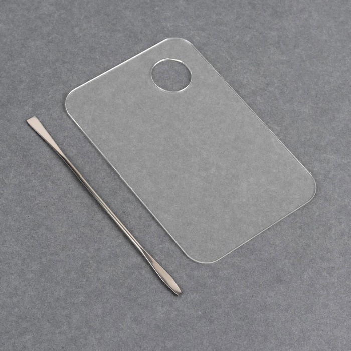 Палитра для смешивания лаков, 10 × 15 см, с шабером 15 см, цвет прозрачный глянцевый Палитра для смешивания лаков, 10 × 15 см, с шабером 15 см, цвет прозрачный глянцевый