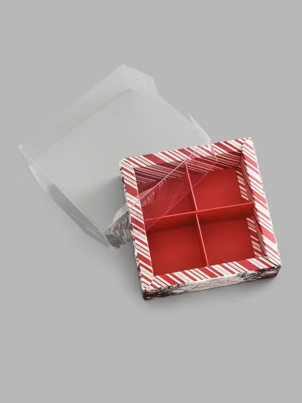 Коробка под 4 конфеты с ячейками &laquo;Новогодние игрушки&raquo;, 10&times;10&times;3 см