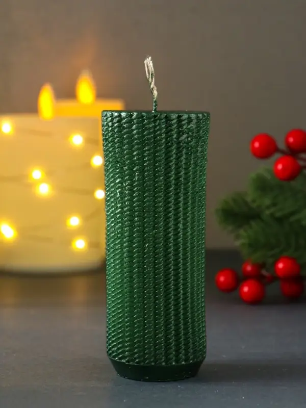 Свеча столбик "Вязаный" 47*117 мм,  лак зеленая