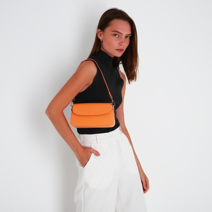 Сумка-мессенджер на магните, цвет оранжевый Сумка-мессенджер на магните, цвет оранжевый
