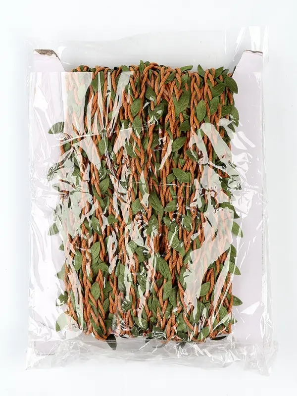 Тесьма плетеная с листьями, 1 м Тесьма плетеная с листьями, 1 м