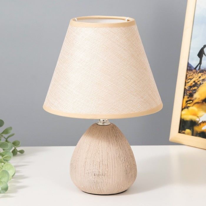 Настольная лампа «Эстель» Е27 40 Вт бежевый 17×17×26 см RISALUX Настольная лампа «Эстель» Е27 40 Вт бежевый 17×17×26 см RISALUX