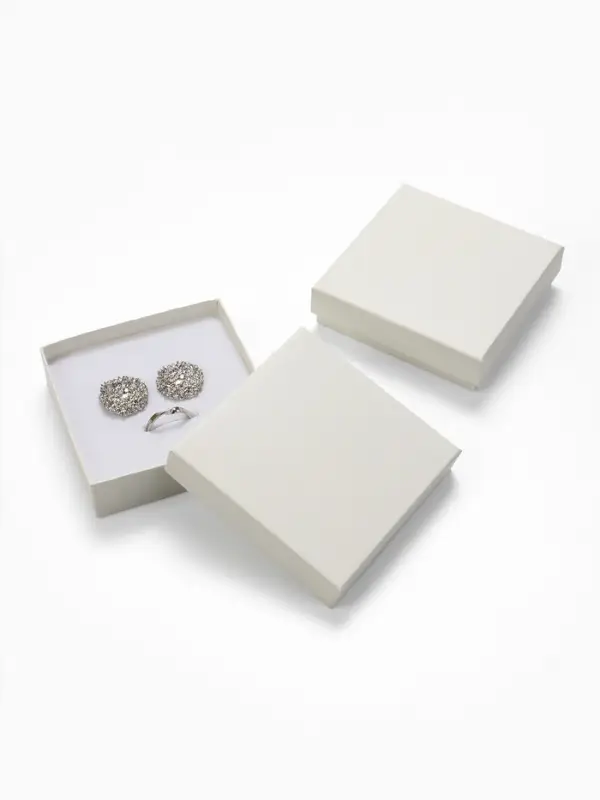 Коробочка подарочная под набор &laquo;Минимал&raquo;, 9&times;9 см, (полезная часть 8.5&times;8.5 см), белая