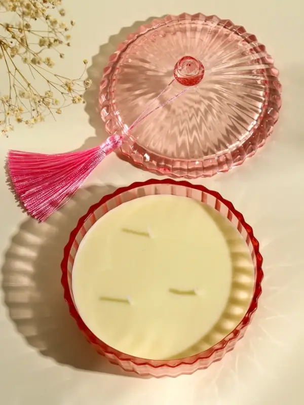 Ароматическая свеча в шкатулке &laquo;Розовая&raquo;, 3 фитиля, сладкий апельсин, 13.3&times;13.3&times;9.5 см