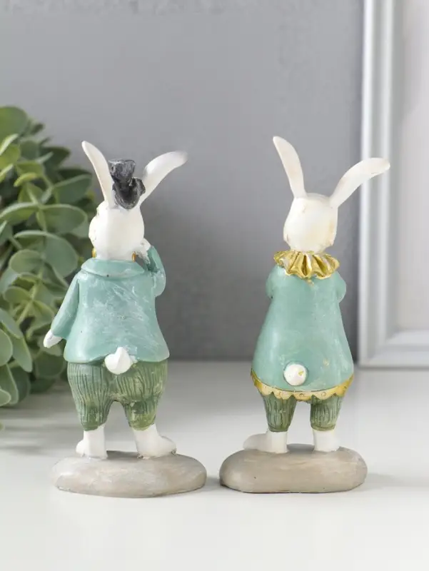 Сувенир полистоун "Парочка зайчат в костюмах с жабо/бабочкой" набор 2 шт 5,5х4х12,5 см
