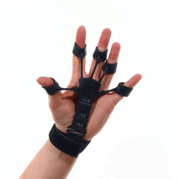 Массажёр для разработки рук и пальцев, с манжетом, 8 × 14 × 2,8 см, цвет чёрный Массажёр для разработки рук и пальцев, с манжетом, 8 × 14 × 2,8 см, цвет чёрный