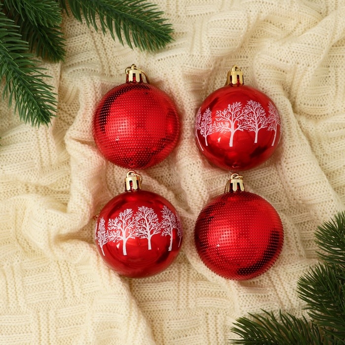 Набор шаров пластик d-5,5 см, 4 шт Набор шаров пластик d-5,5 см, 4 шт "Новогодние забавы" зимний лес, красный