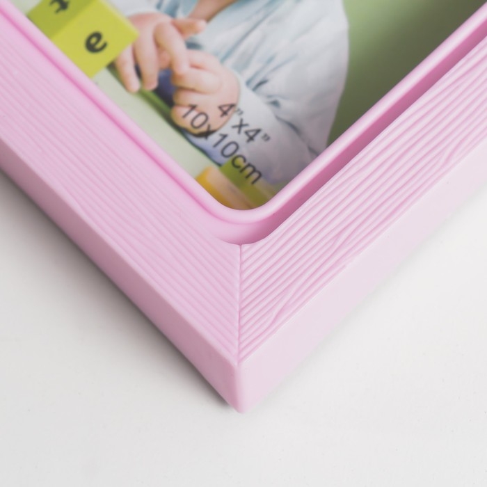 Фоторамка пластик на 3 фото 10х10 см, 13х18 см  Фоторамка пластик на 3 фото 10х10 см, 13х18 см "Лион" розовая 32х20 см