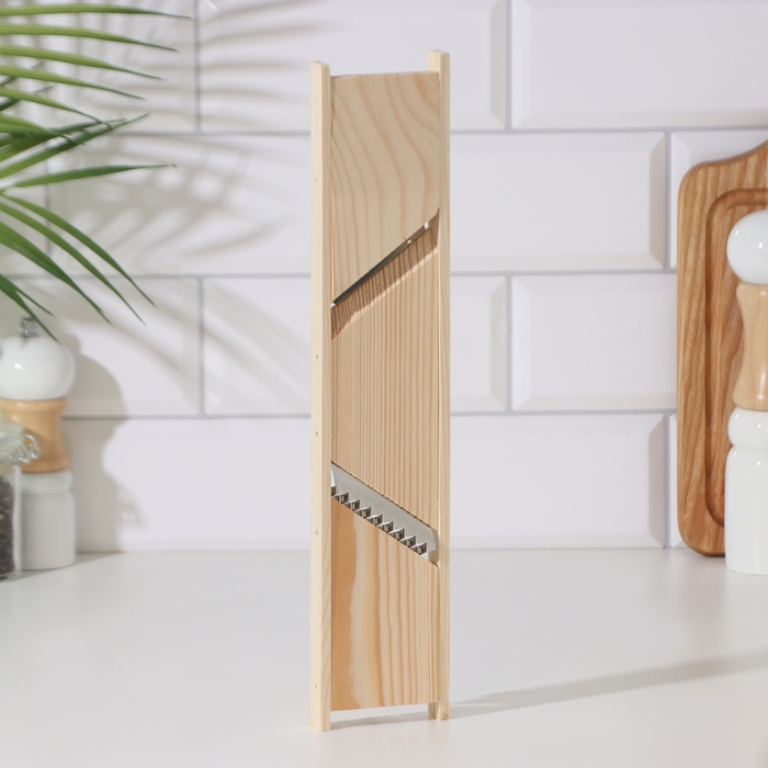 Терка универсальная  большая 33,5 х 7 х 1,5см Терка универсальная  большая 33,5 х 7 х 1,5см