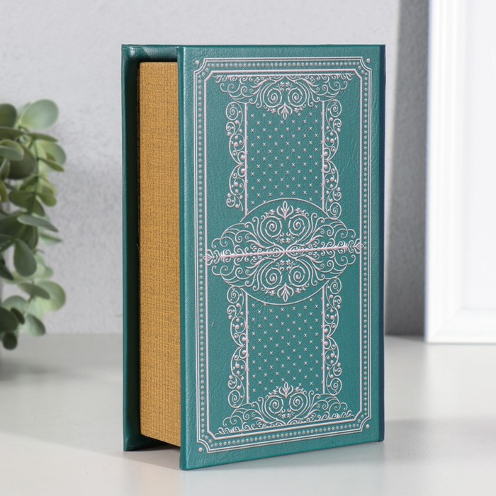 Сейф дерево книга кожзам  Сейф дерево книга кожзам "Уральские сказы" 17х11х5 см