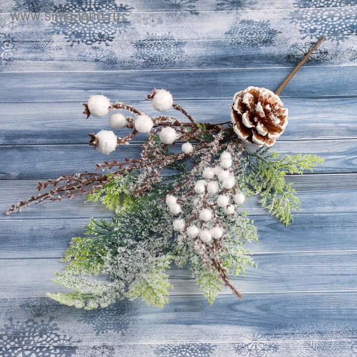 Декор  Декор "Зимнее чудо" шишка на ветке с ягодами, 35 см