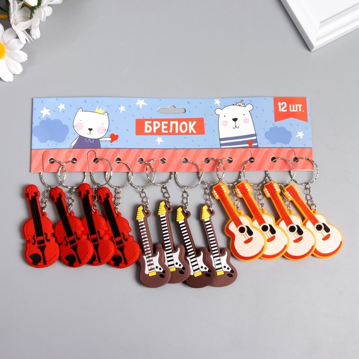 Брелок резина Брелок резина "Музыкальный инструмент" МИКС 5х2,3х0,4 см