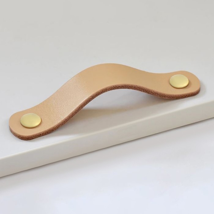 Ручка-скоба CAPPIO RSC010, кожа, м/о 128 мм, цвет бежевый Ручка-скоба CAPPIO RSC010, кожа, м/о 128 мм, цвет бежевый