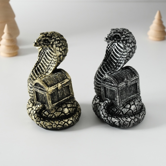 Копилка полистоун Копилка полистоун "Змей с сундуком" МИКС 7х5,5х10 см