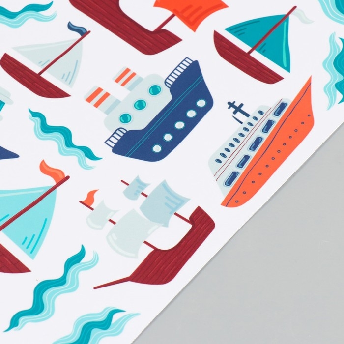 Наклейка интерьерная цветная Наклейка интерьерная цветная "Морской транспорт" 30х60 см