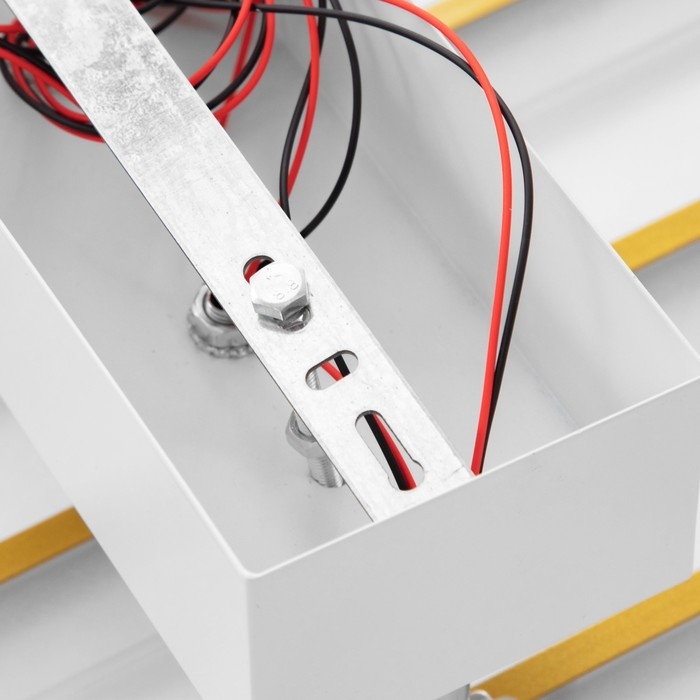 Люстра Люстра "Бертон" 12xLED 80Вт бело-золотой 90х60х13 см BayerLux