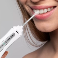 Ирригатор для зубов портативный КТ-2915 - 3 Вт Ирригатор для зубов портативный КТ-2915 - 3 Вт