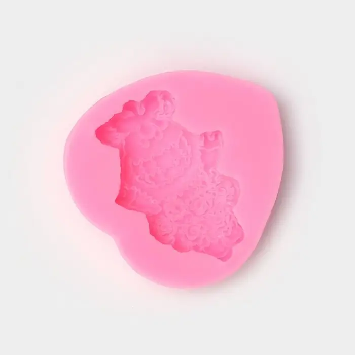 Молд «Куколка», силикон, 6.5×6.8×1.3 см, розовый