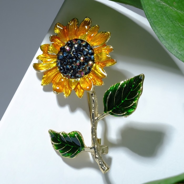 Брошь «Цветок подсолнуха» на стебле, цветная в золоте Брошь «Цветок подсолнуха» на стебле, цветная в золоте