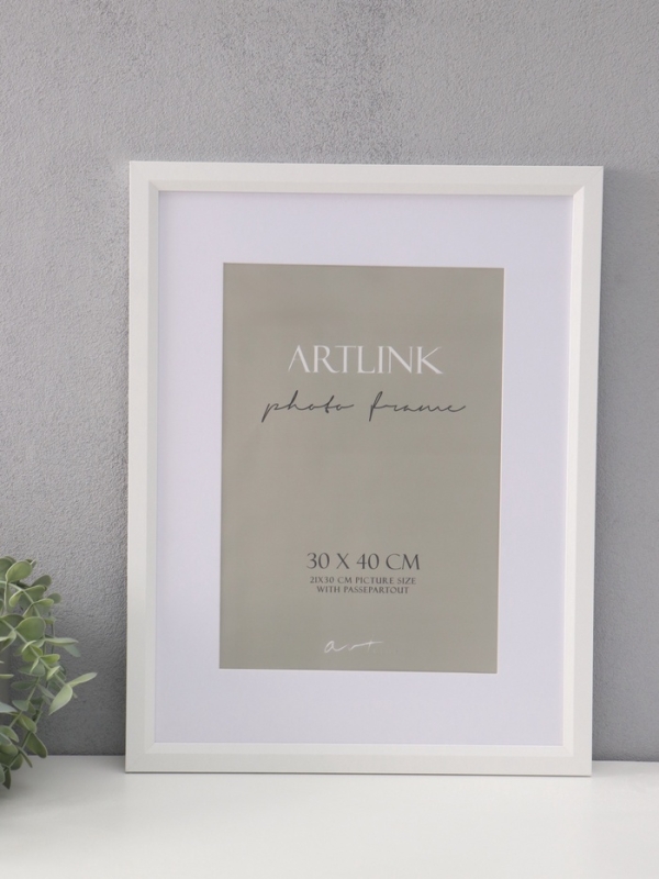 Фоторамка МДФ Фоторамка МДФ "Anna" 30х40 см, с паспарту (21х30 см), белый (пластиковый экран)