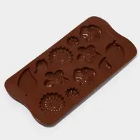 Форма для шоколада Доляна &laquo;Цветение&raquo;, силикон, 21&times;10.5&times;0.7 см, 12 ячеек, коричневая