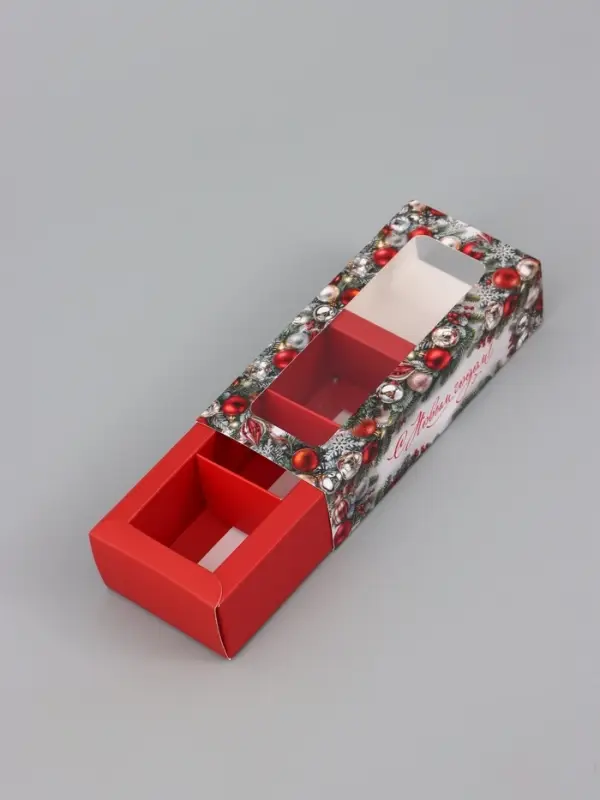 Коробка подарочная для 3 конфет &laquo;Ёлочные шары&raquo;, 13.3&times;3.3&times;5.8 см