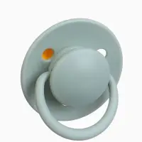 Соска - пустышка классическая, латекс, цв.серо-зелёный, в контейнере, от 6 мес., M&B Соска - пустышка классическая, латекс, цв.серо-зелёный, в контейнере, от 6 мес., M&B