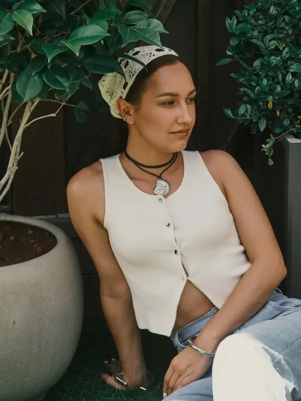 Серьга "Кафф" мятый металл, цвет серебро