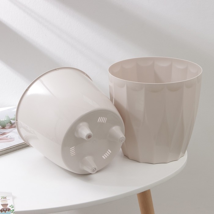 Кашпо для цветов со вставкой «Флюте», 4,5 л, d=20 см, h=20 см, цвет бежевый Кашпо для цветов со вставкой «Флюте», 4,5 л, d=20 см, h=20 см, цвет бежевый