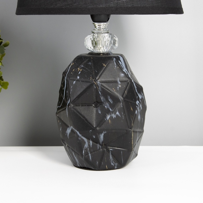 Лампа настольная Лампа настольная "Дух" 1х40Вт Е14 черный 20х20х34см