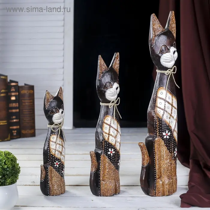 Сувенирный набор Сувенирный набор "Кошечки с ромбовым узором" дерево (высота 50,40,30 см)