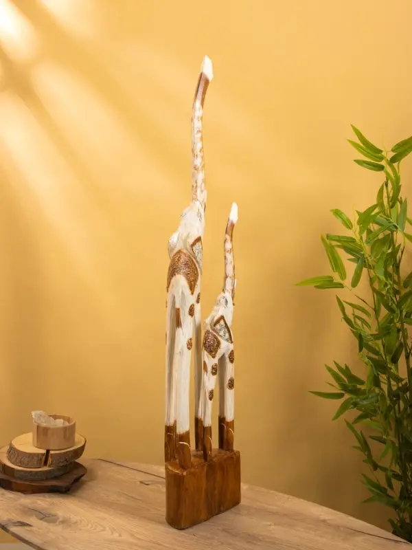 Сувенир Сувенир "Слоны" дерево 20х12х100 см, цв. белый