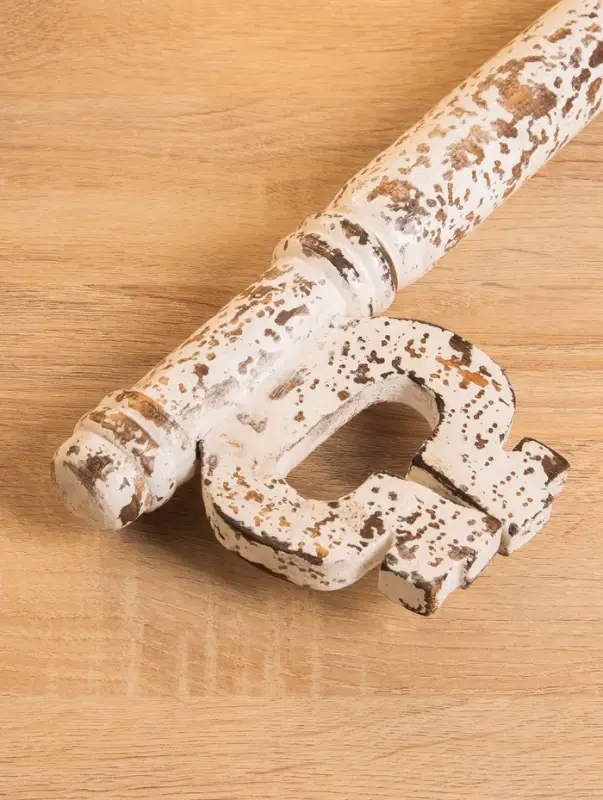 Сувенир «Ключ от счастья», 55×4×22 см, дерево Сувенир «Ключ от счастья», 55×4×22 см, дерево