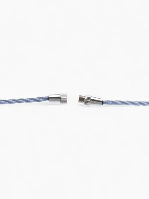 Шнурок гайтан 60 см d=2 мм, цвет серебряный, винтовой замок серебро Шнурок гайтан 60 см d=2 мм, цвет серебряный, винтовой замок серебро